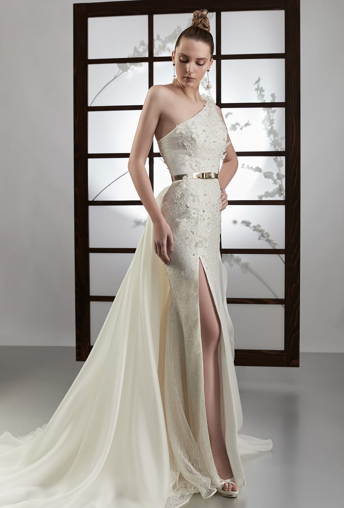 Abito da sposa gonna a sirena con spacco | 19109 ... Abito da sposa gonna a sirena con spacco | 19109 ...