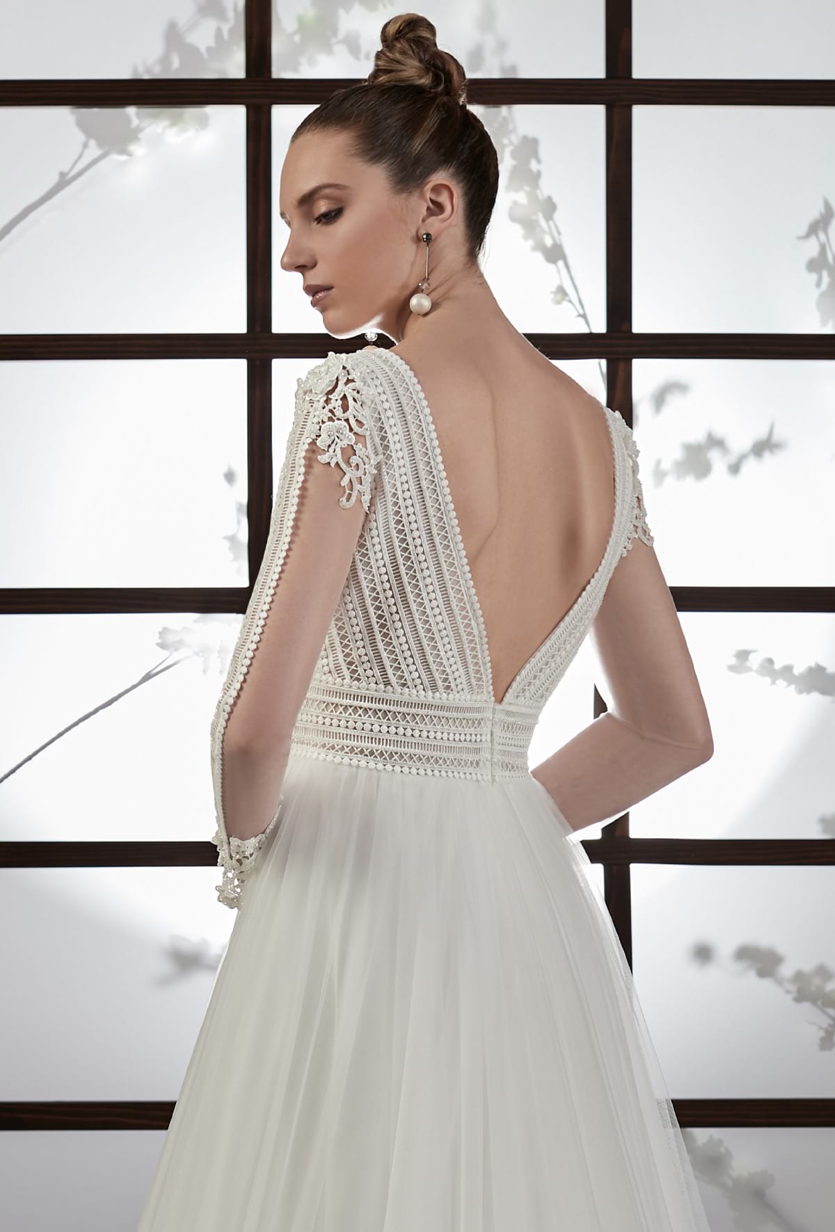 mysecret sposa corpino composto da pizzo a fasce e applicazioni di macramè