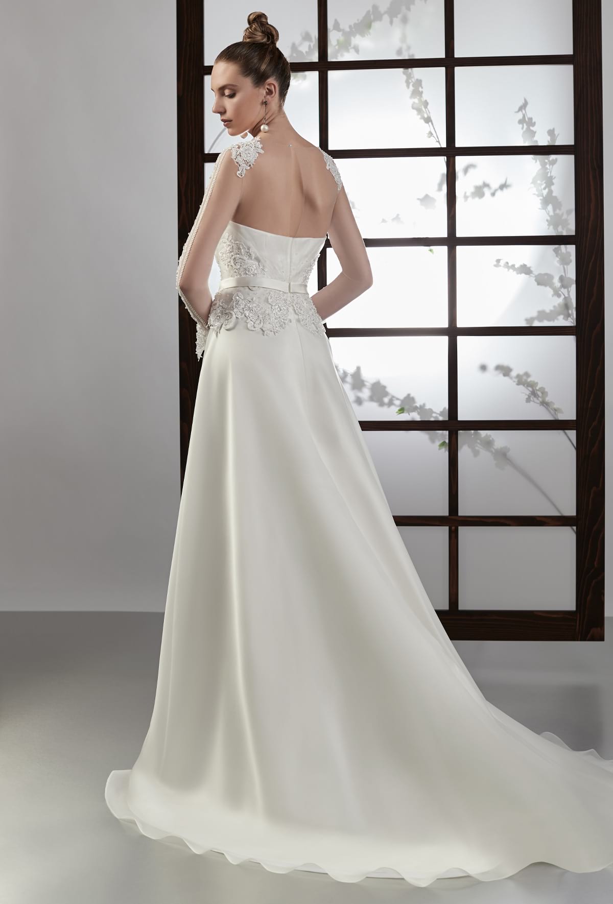 mysecret sposa abito da sposa con ampio scollo sul dietro