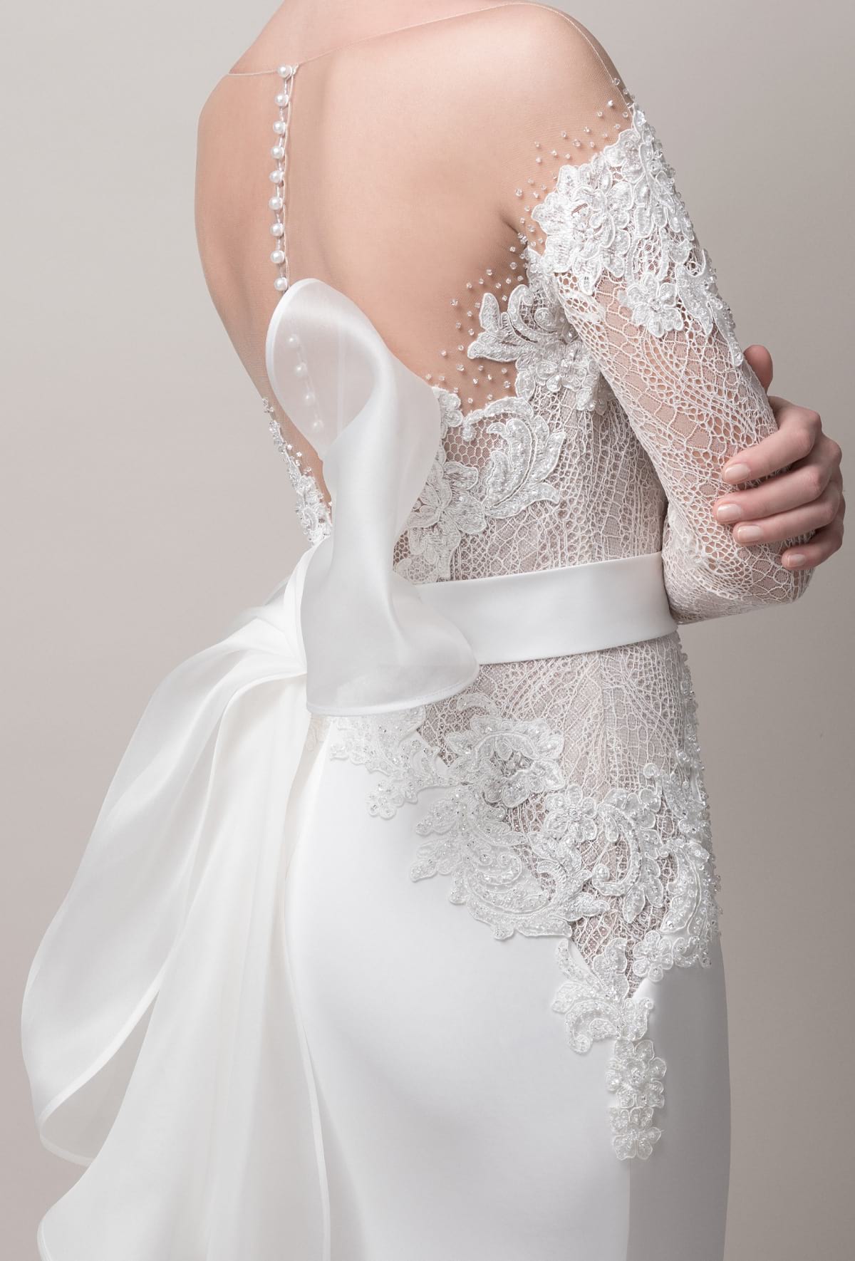 mysecret sposa abito con cintura in satin con grande fiocco dietro segnando in punto vita