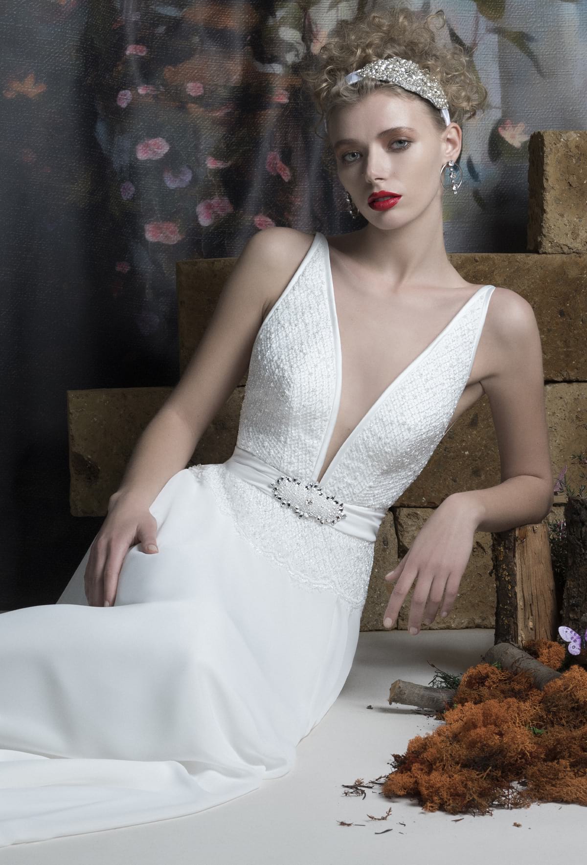 mysecret sposa abito con applicazione ricamata con strass e cristalli Swarovski