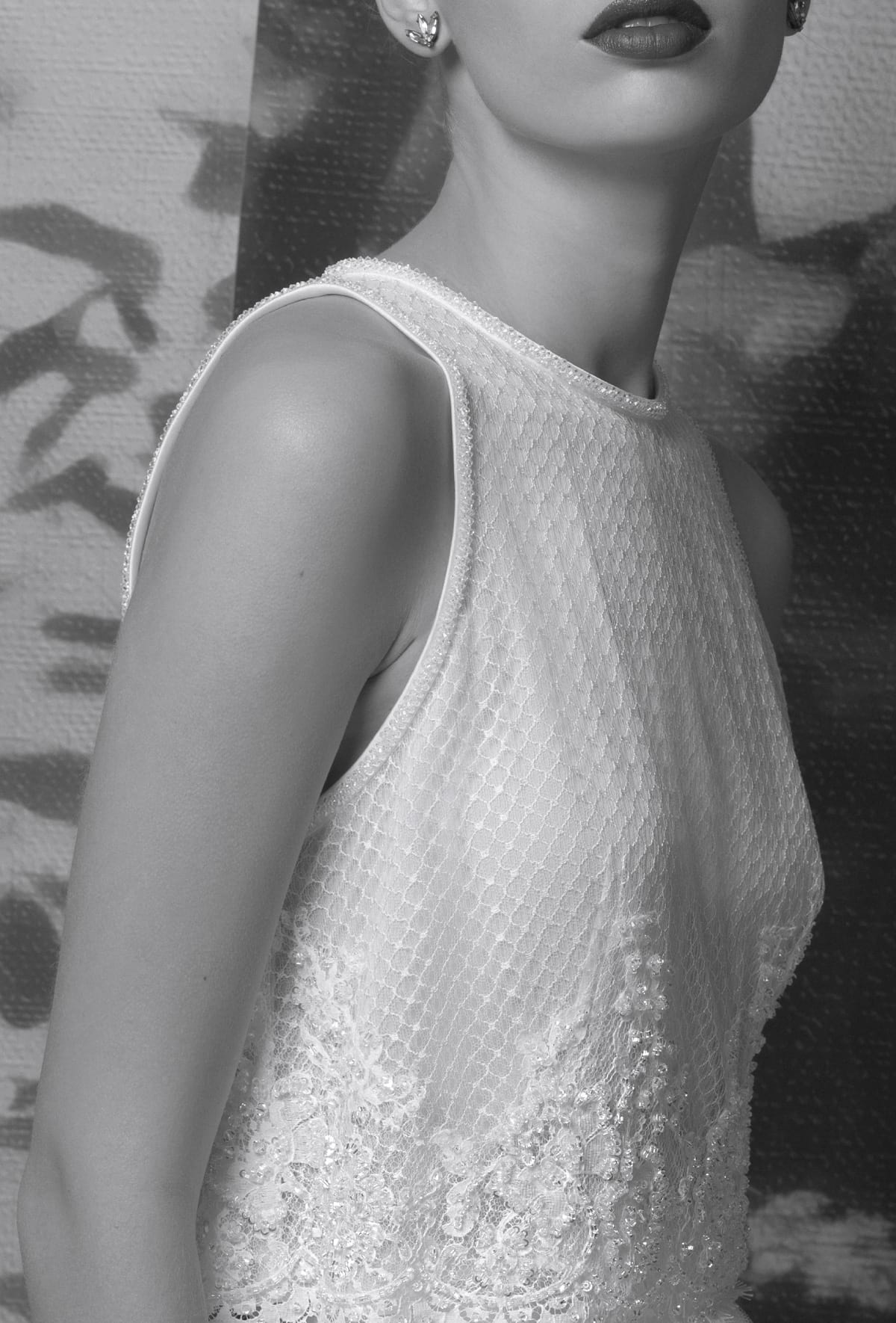 mysecret sposa abito da sposa blusa in pizzo francese e bordo ricamato a mano con cristalli Swarovski
