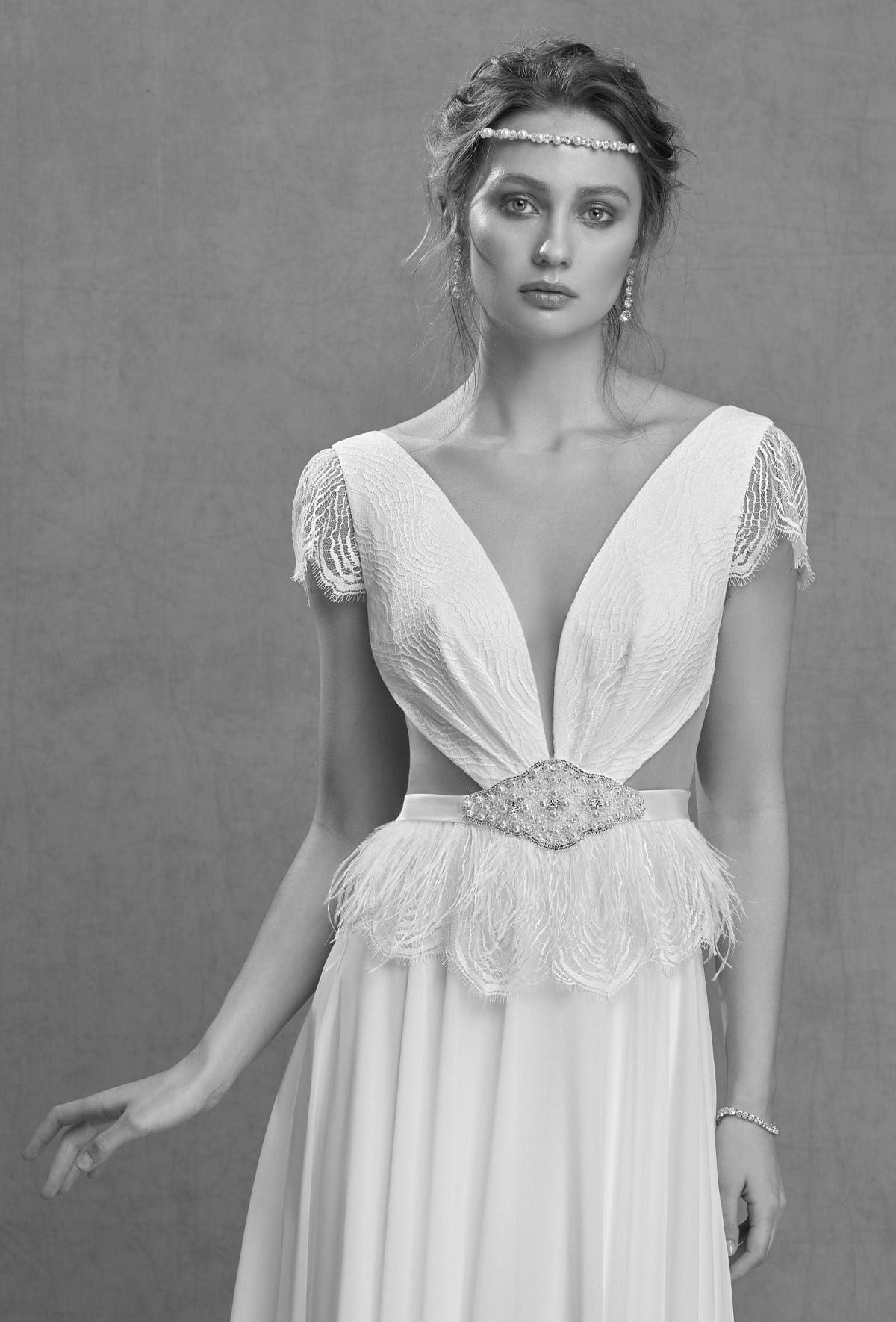 mysecret sposa abito con scollo a barca e maniche a volant