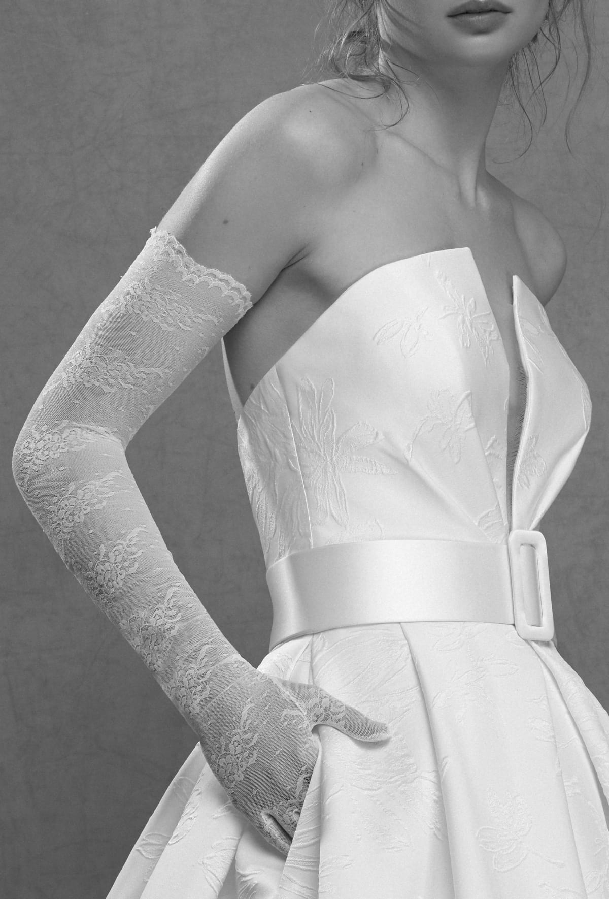 mysecret sposa abito da sposa con cinturone in duchesse con fibbia in tessuto