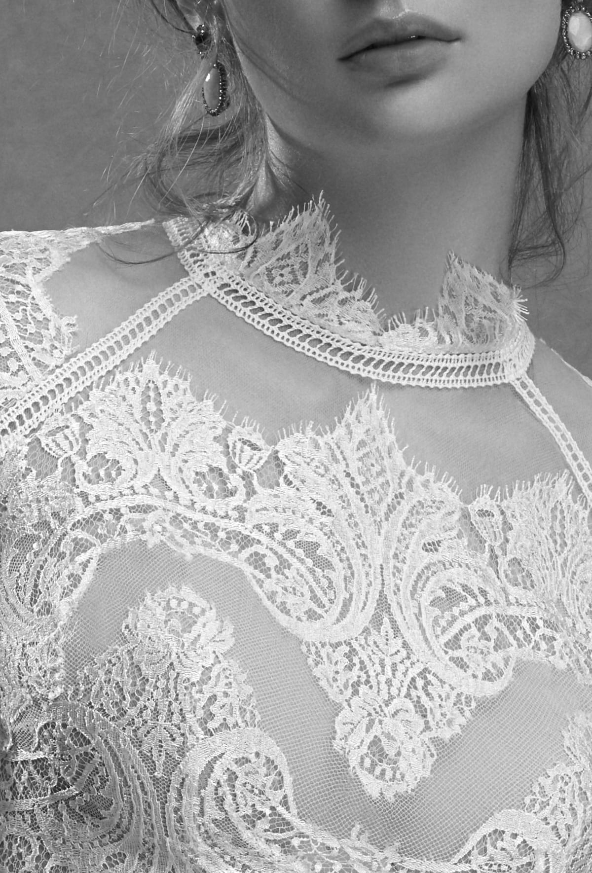 mysecret sposa completo da sposa corpetto in pizzo francese è realizzato con taglio raglan