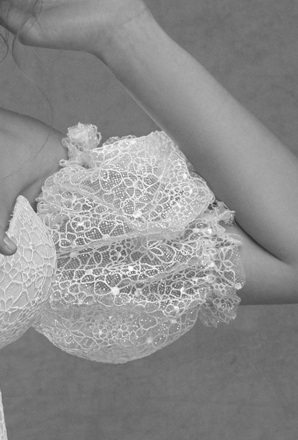 mysecret sposa completa questo capo l’effetto romantico creato dalle due manichette a palloncino