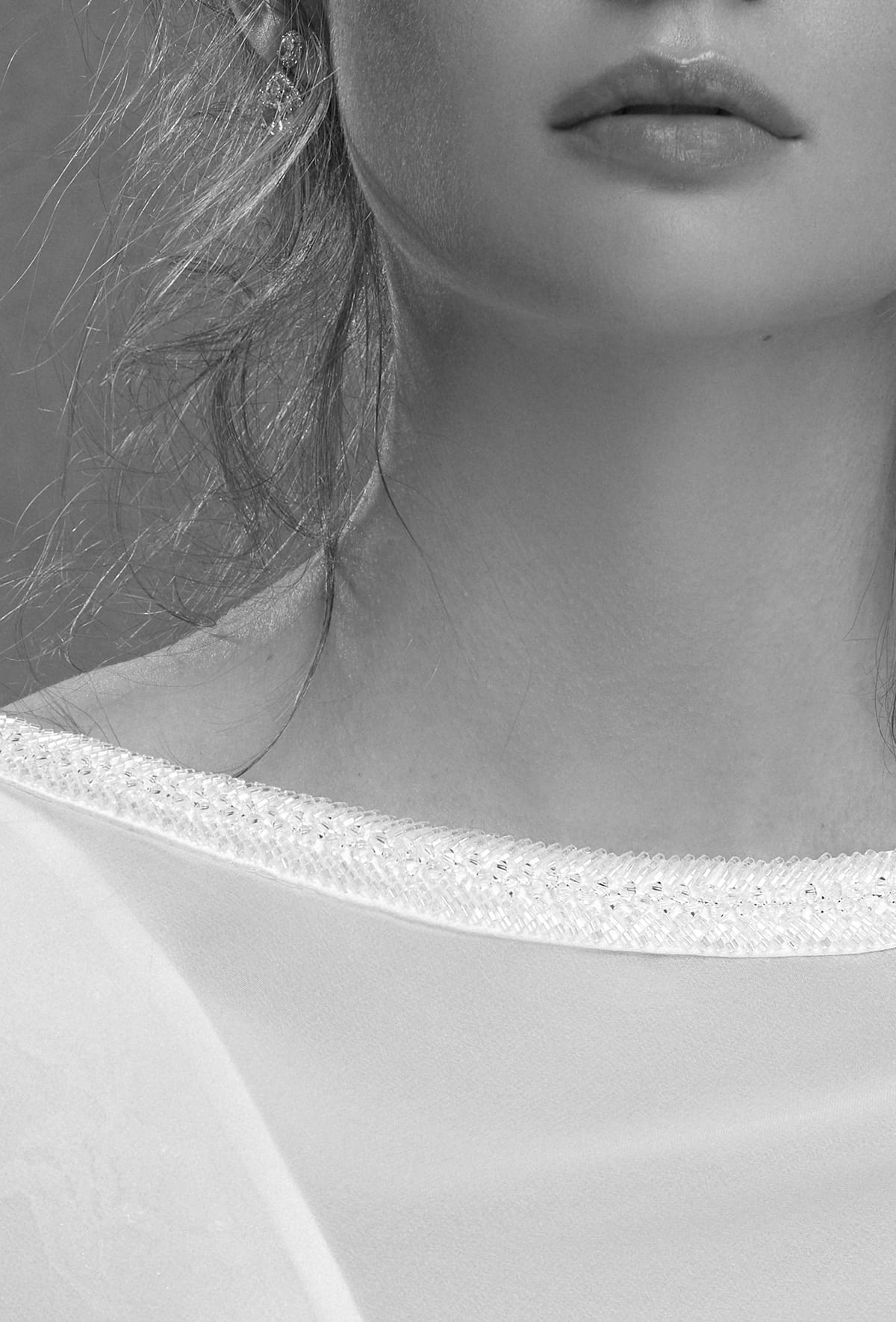 mysecret sposa mantellina in georgette con scollo a barca ricamato a mano con cristalli swarovski