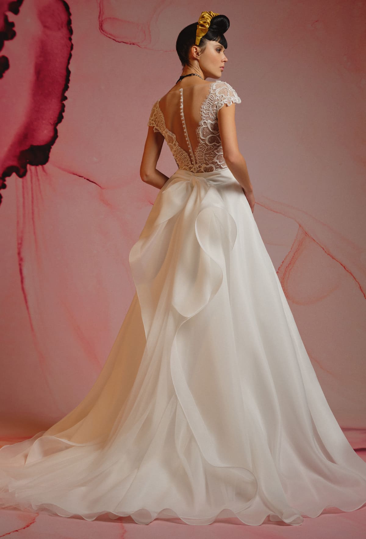 Wedding dress made up of a wide skirt - 23117-2