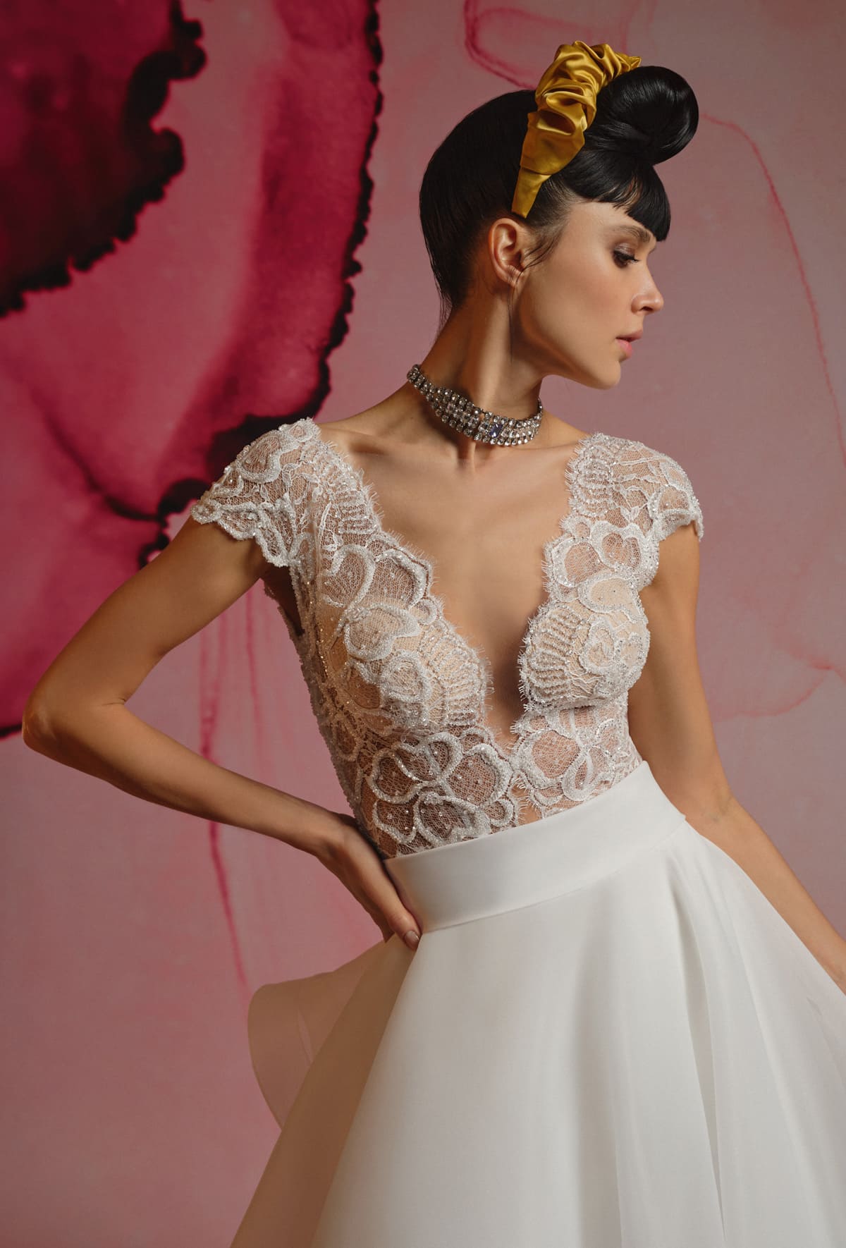 Wedding dress made up of a wide skirt - 23117-3