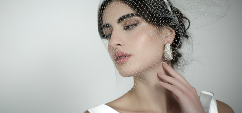 Velette e fascino rétro sposa 2026